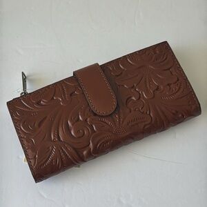 Patricia Nash NAZARI Leather Bifold Wallet Tooled Card Case Floral Florence